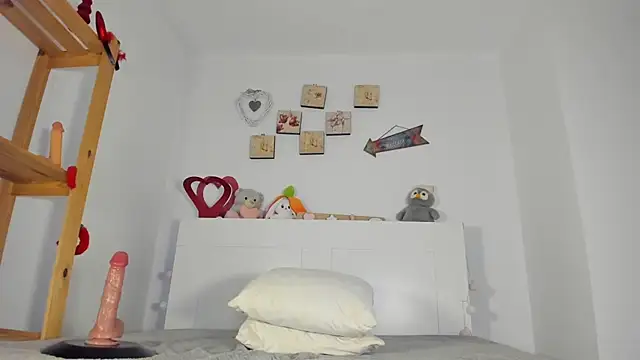 Blueee diamond online show from 04-16-26, 09:39