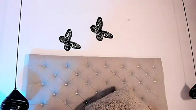 Quetzal coatl  online show from 11-10-25, 08:41