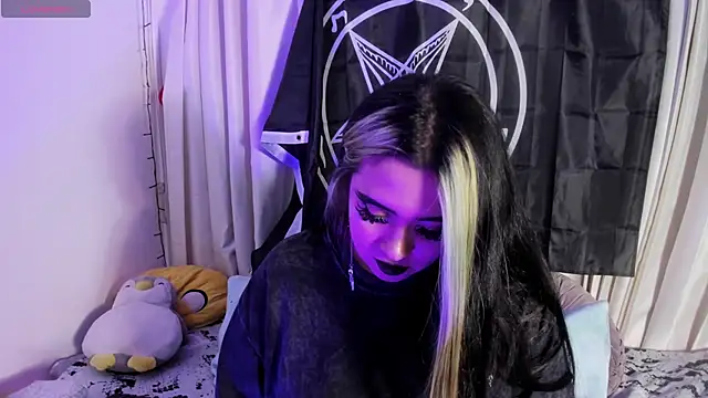 Lilith Zenith  online show from 02-13-26, 03:35