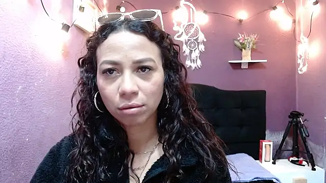 monika 256 online show from 12-01-25, 01:49