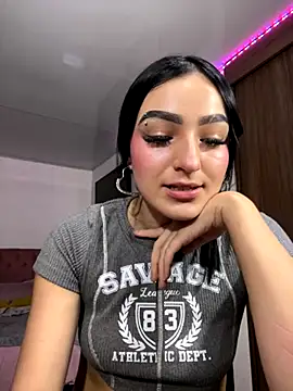 Snapshot of valeriaa__00 chatting on 11-07-25, 11:27 valeriaa 00 online show from 11-07-25, 11:27