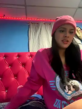 Chiquinquira3 online show from 11-23-25, 04:45