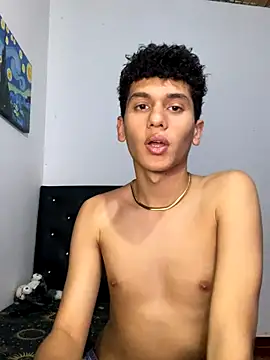 Snapshot of Sebas-Sanches7 chatting on 11-07-25, 08:09 Sebas-Sanches7 online show from 11-07-25, 08:09