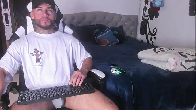 couple-hothot online show from 11-25-25, 08:31