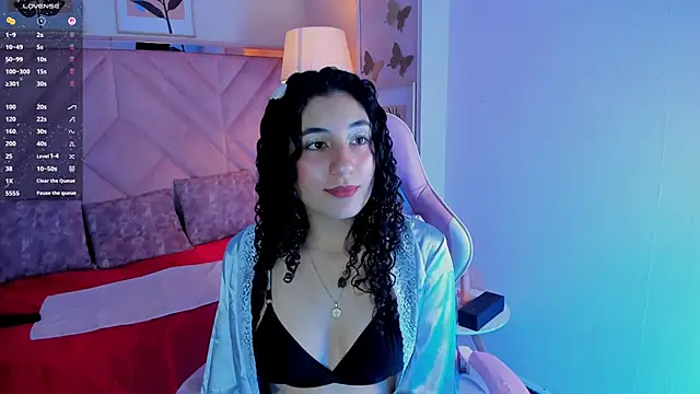 DemiJones  online show from 11-28-25, 04:26