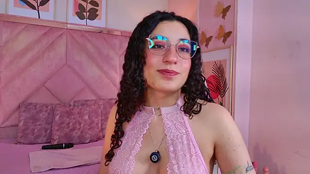 DemiJones  online show from 04-11-26, 07:45