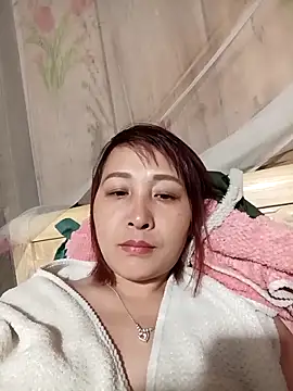 Snapshot of Missa-kute20 chatting on 02-08-26, 01:58 Missa-kute20 online show from 02-08-26, 01:58