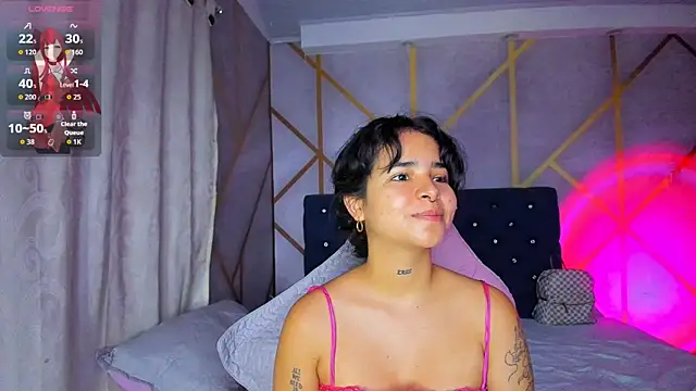 Snapshot of _vaiolet_owo chatting on 02-09-26, 05:44 vaiolet owo online show from 02-09-26, 05:44