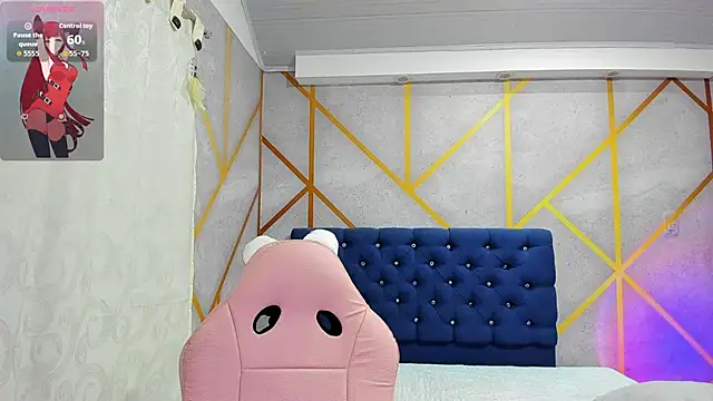 Snapshot of _vaiolet_owo chatting on 02-15-26, 07:05 vaiolet owo online show from 02-15-26, 07:05