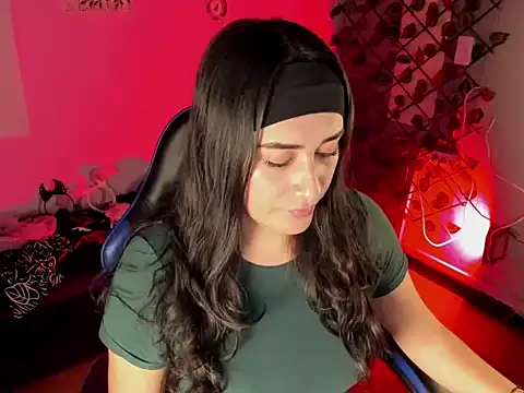 Dhany Naugthy  online show from 11-20-25, 07:24