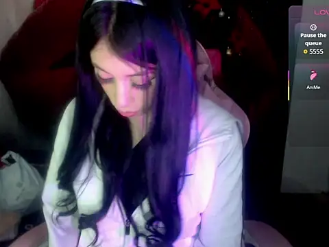 Snapshot of venus-foxy chatting on 12-02-25, 03:18 venus-foxy online show from 12-02-25, 03:18