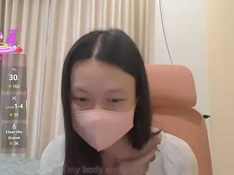 Lil-Cherries online show from 11-10-25, 04:00