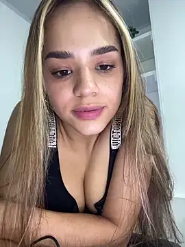 Sara  Secret online show from 12-16-25, 09:20