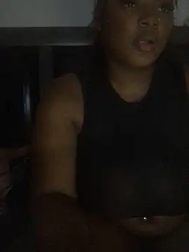 Snapshot of Fxncymuse chatting on 12-19-25, 01:40 Fxncymuse online show from 12-19-25, 01:40