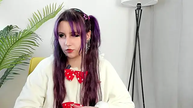 Snapshot of KishaRowsey chatting on 11-07-25, 06:46 KishaRowsey online show from 11-07-25, 06:46