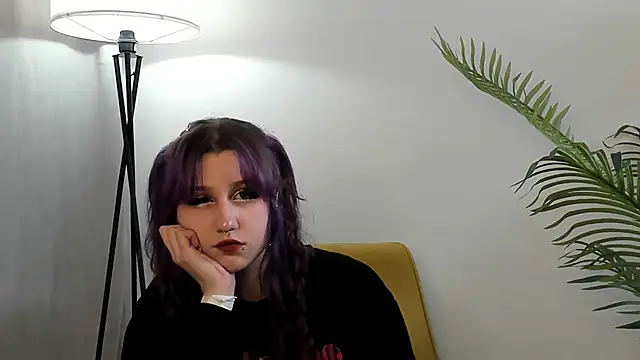 Snapshot of KishaRowsey chatting on 11-08-25, 05:51 KishaRowsey online show from 11-08-25, 05:51