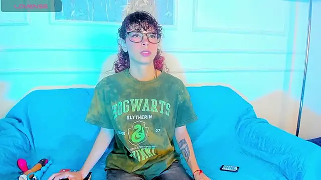 AliceMadnes online show from 01-16-26, 03:05