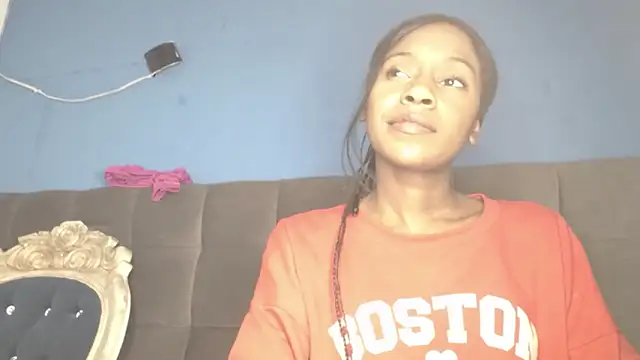 Aliis Love online show from 11-29-25, 05:32