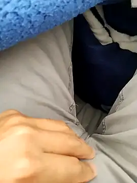 Snapshot of Zarcillo56 chatting on 11-06-25, 09:37 Zarcillo56 online show from 11-06-25, 09:37