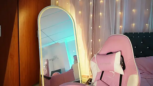 Missara  online show from 03-24-26, 11:43