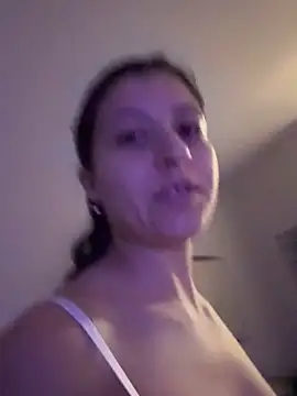 SaintNina online show from 11-29-25, 04:37