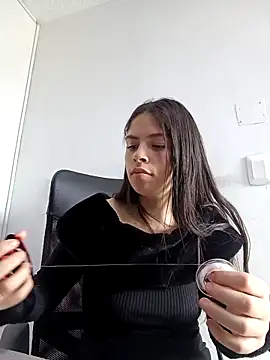 emilygrooe online show from 02-06-26, 04:32