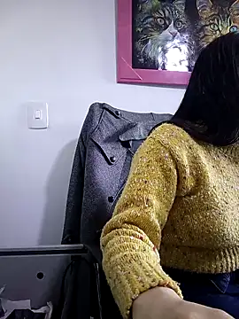 emilygrooe online show from 02-17-26, 08:37