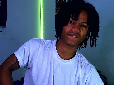 Snapshot of Arthur_1126 chatting on 02-04-26, 12:55 Arthur 1126 online show from 02-04-26, 12:55