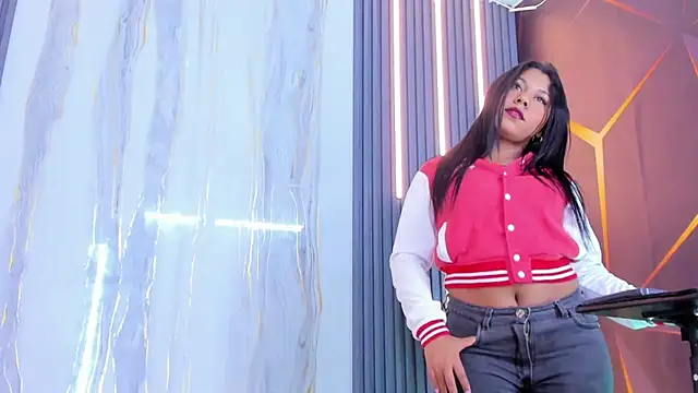 Snapshot of sexy_hot_spot chatting on 11-07-25, 09:15 sexy hot spot online show from 11-07-25, 09:15