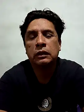 Snapshot of Jona6150 chatting on 11-07-25, 11:49 Jona6150 online show from 11-07-25, 11:49