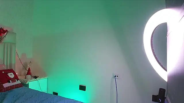 Snapshot of alanarose18 chatting on 12-01-25, 07:08 alanarose18 online show from 12-01-25, 07:08