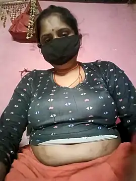 Snapshot of Janhvi_bhabhi_ji chatting on 04-11-26, 04:44 Janhvi bhabhi ji online show from 04-11-26, 04:44