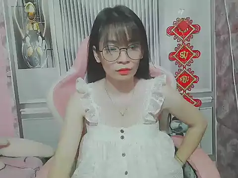 Snapshot of Ella039 chatting on 06-03-26, 04:59 Ella039 online show from 06-03-26, 04:59