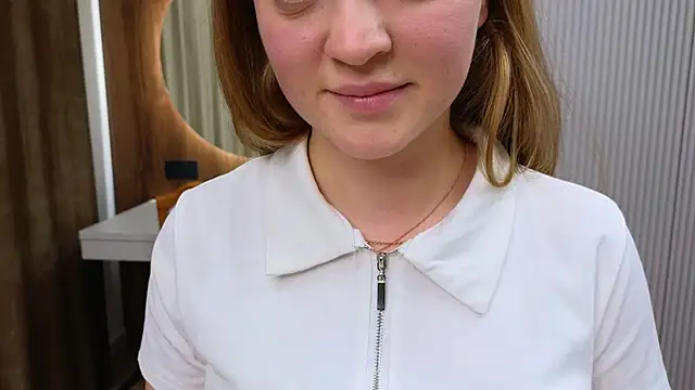 Snapshot of KirstieVise chatting on 11-12-25, 12:16 KirstieVise online show from 11-12-25, 12:16