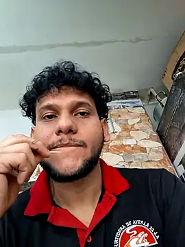 Snapshot of prototipoA45 chatting on 07-06-26, 05:48 prototipoA45 online show from 07-06-26, 05:48