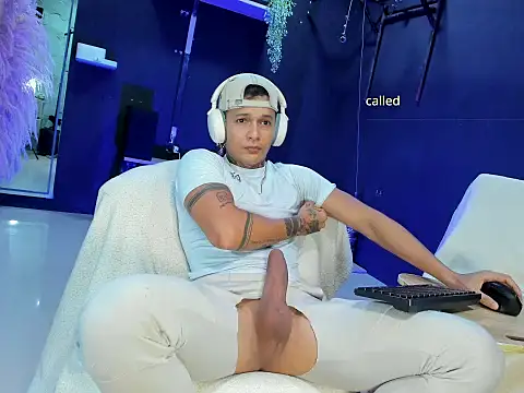 strong dick7in online show from 05-07-26, 10:37