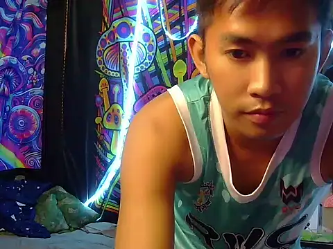Snapshot of denzkylexx chatting on 06-30-26, 04:08 denzkylexx online show from 06-30-26, 04:08