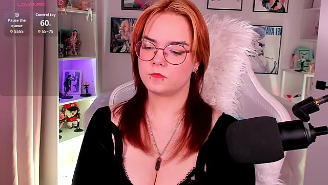 Lily  Evans online show from 03-03-26, 03:45