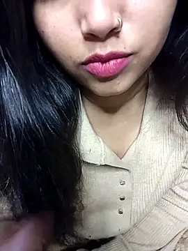 Snapshot of Sexy_Divya__ chatting on 02-06-26, 05:56 Sexy Divya online show from 02-06-26, 05:56