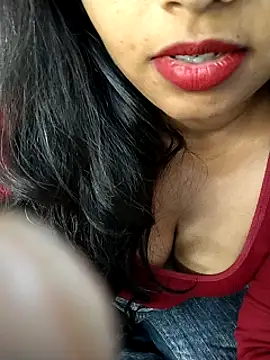 Snapshot of Sexy_Divya__ chatting on 02-10-26, 10:08 Sexy Divya online show from 02-10-26, 10:08