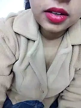 Snapshot of Sexy_Divya__ chatting on 02-12-26, 05:35 Sexy Divya online show from 02-12-26, 05:35