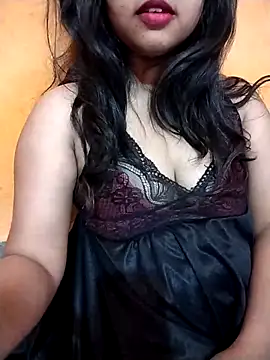 Snapshot of Sexy_Divya__ chatting on 03-25-26, 10:43 Sexy Divya online show from 03-25-26, 10:43