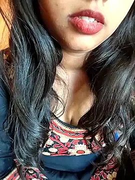 Snapshot of Sexy_Divya__ chatting on 04-13-26, 05:35 Sexy Divya online show from 04-13-26, 05:35
