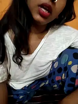 Snapshot of Sexy_Divya__ chatting on 04-13-26, 05:40 Sexy Divya online show from 04-13-26, 05:40