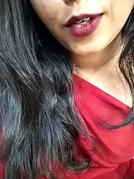 Snapshot of Sexy_Divya__ chatting on 04-30-26, 07:14 Sexy Divya online show from 04-30-26, 07:14
