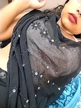 Snapshot of Sexy_Divya__ chatting on 05-08-26, 01:49 Sexy Divya online show from 05-08-26, 01:49