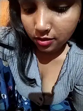 Snapshot of Sexy_Divya__ chatting on 05-09-26, 06:24 Sexy Divya online show from 05-09-26, 06:24