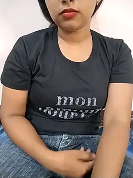 Snapshot of Sexy_Divya__ chatting on 06-02-26, 06:26 Sexy Divya online show from 06-02-26, 06:26