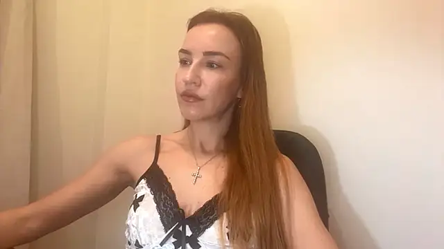 Nyxelia  online show from 12-05-25, 08:23