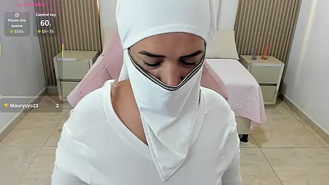 Snapshot of Raizel_ramsi chatting on 11-07-25, 02:28 Raizel ramsi online show from 11-07-25, 02:28